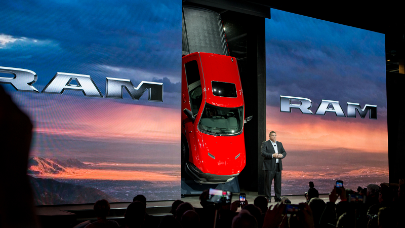 Illustration for article titled The Best Photos And Cars From The 2015 Detroit Auto Show